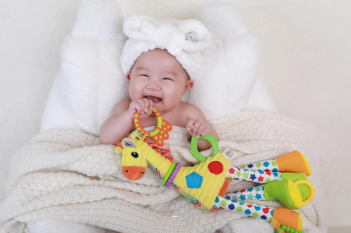 乐陵宝宝舌苔白怎么回事